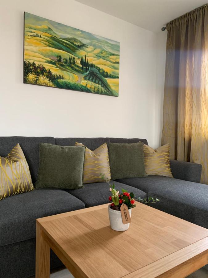 Niwas Apartments Φούλντα Εξωτερικό φωτογραφία
