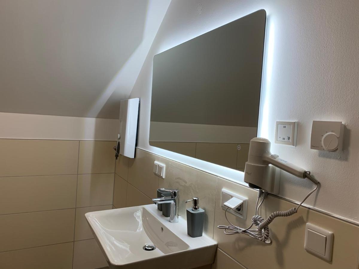 Niwas Apartments Φούλντα Εξωτερικό φωτογραφία